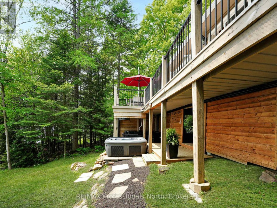 1998 Alsop Road, Glamor Lake