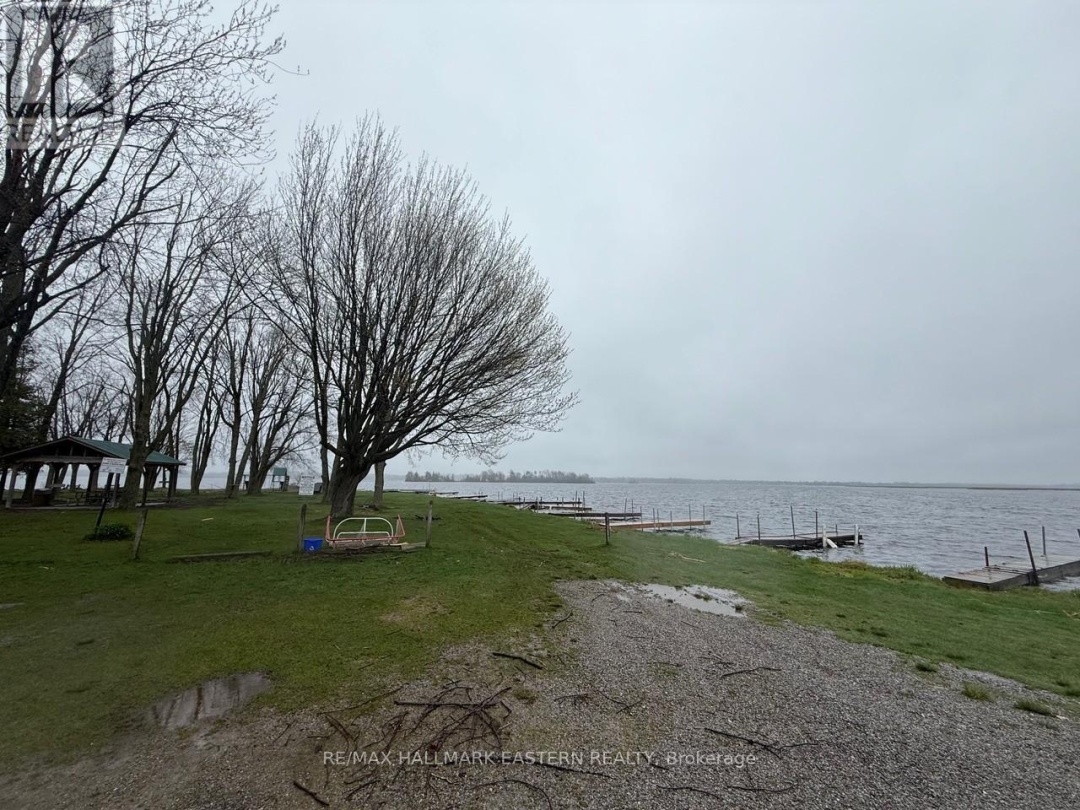 248 Crosby Drive, Pigeon Lake