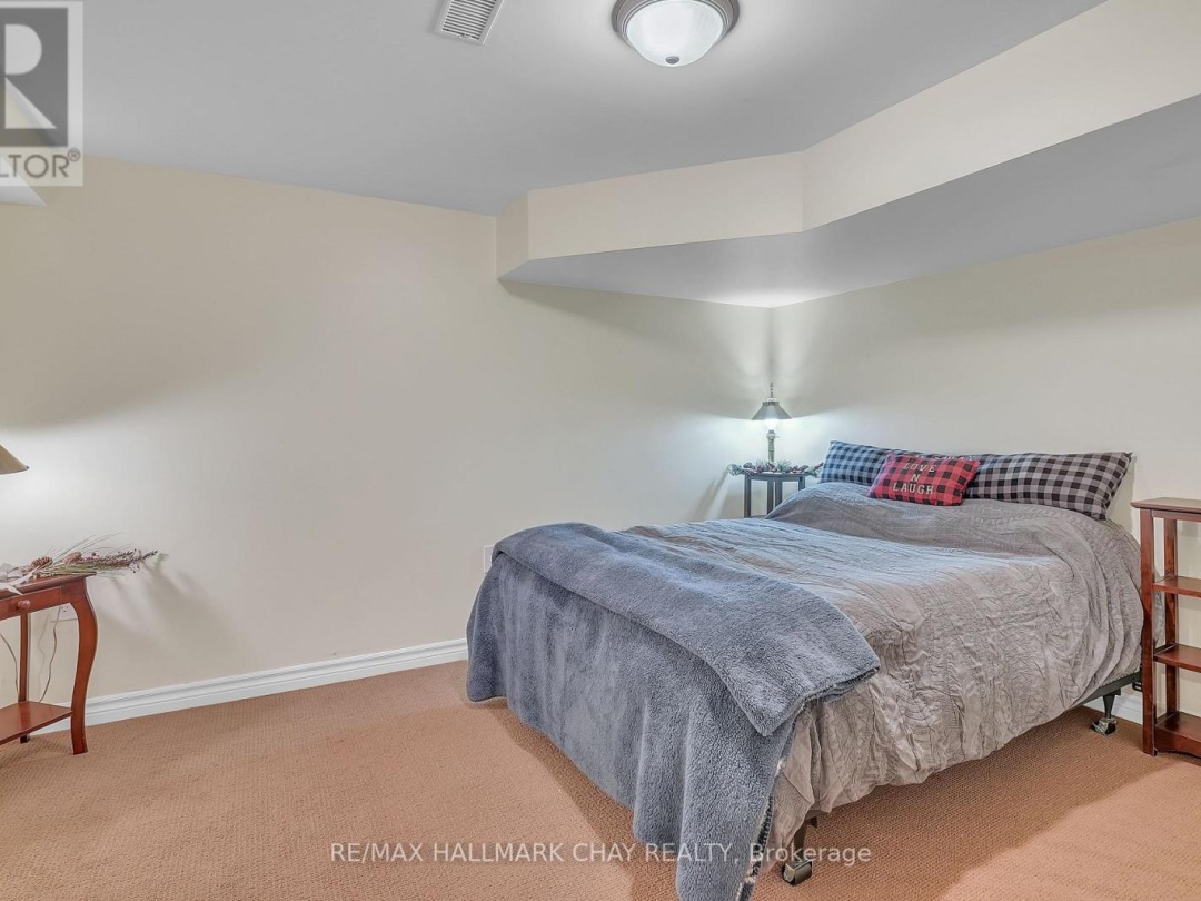 138 Lake Dalrymple Road, Dalrymple Lake