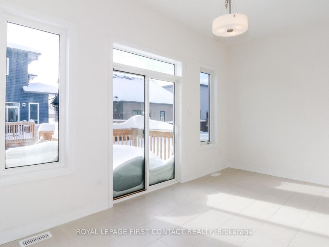 3778 SUNBANK CRESCENT, 