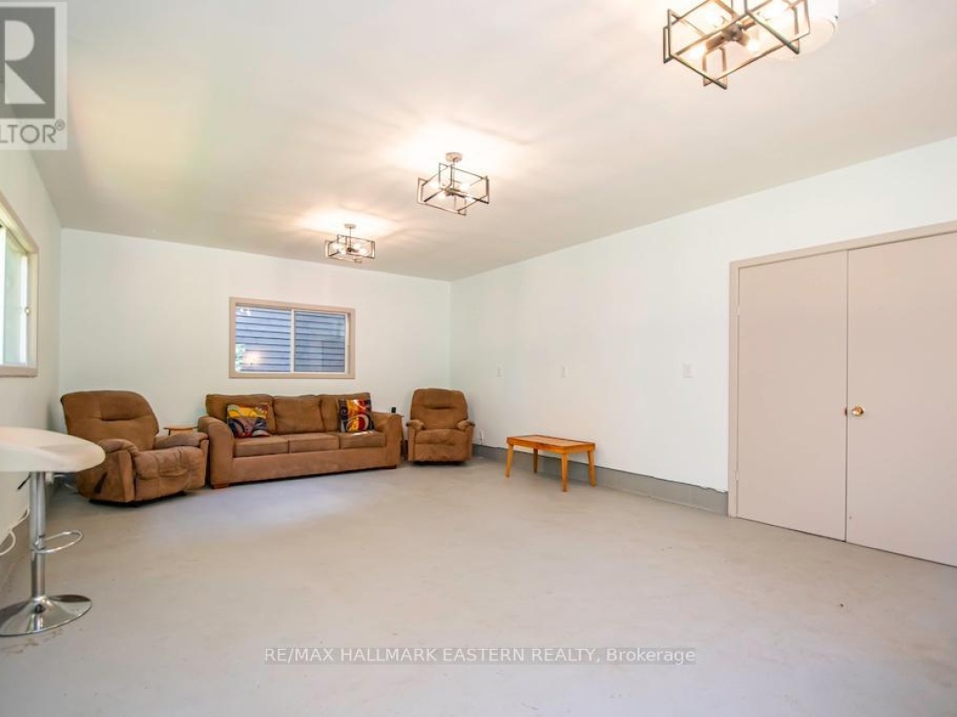 26 Manitou Lane, Pigeon Lake