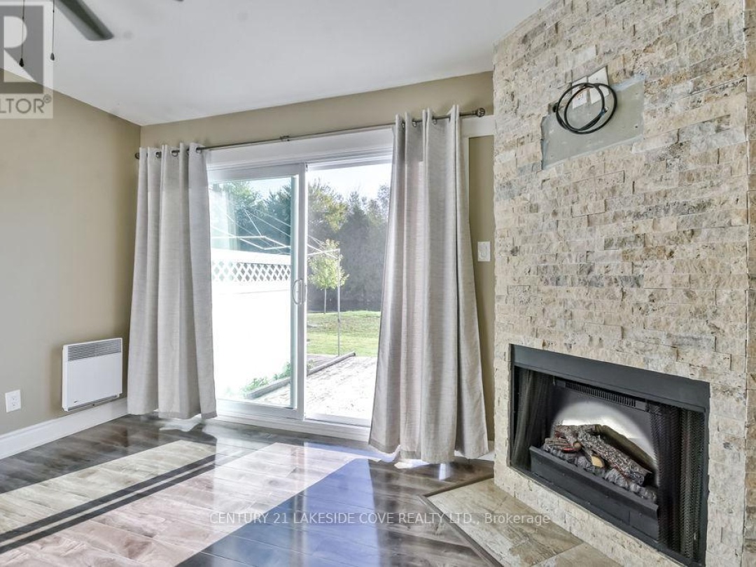 UNIT 12 - 81 LAGUNA PARKWAY N, 