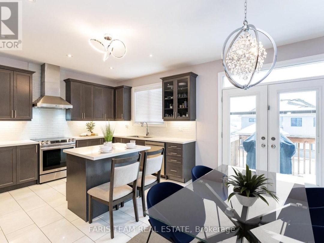 3096 Orion Boulevard, Orillia