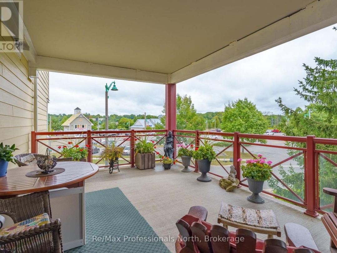 207 - 110 STEAMSHIP BAY ROAD, Muskoka Bay