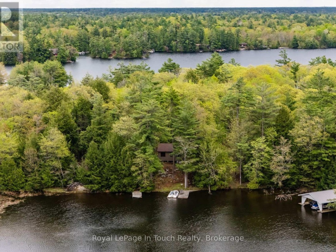 1470 Is 90 Island, Six Mile Lake