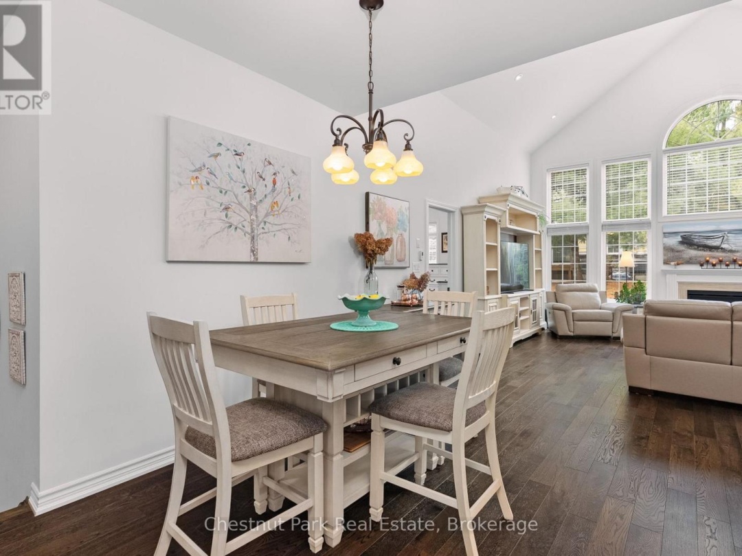 25 Durham Road, Muskoka River