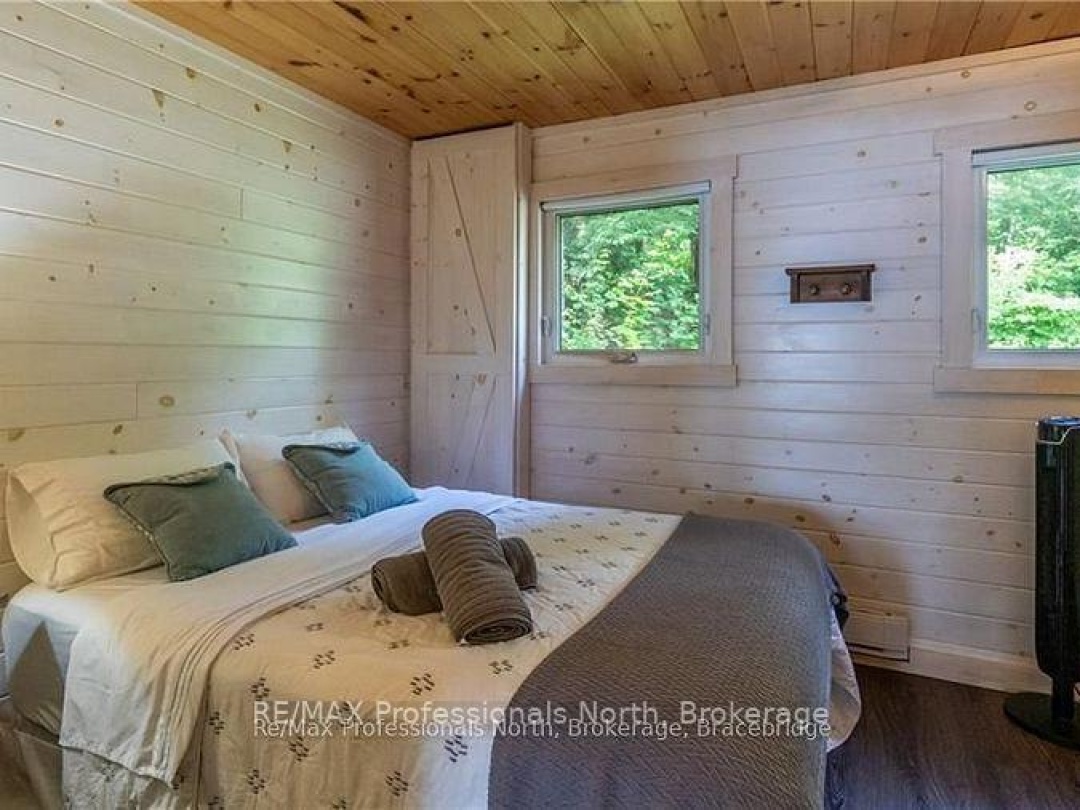 1032 Lakeshore Drive S, Leech Lake