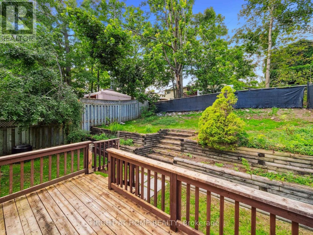 8 CHRISTINE PLACE, 