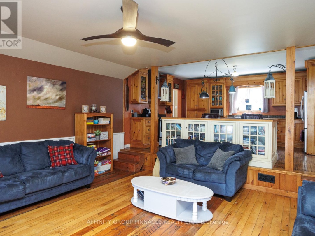 3462 MONCK ROAD, 