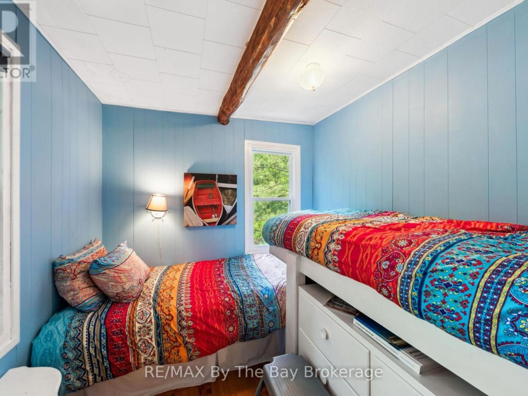 3572 ISLAND 820/MERMAID ISLAND, 