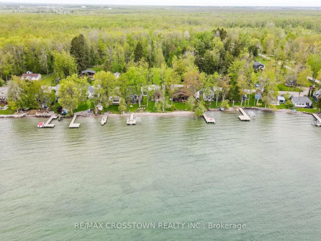 3822 Glenrest Drive, Lake Simcoe