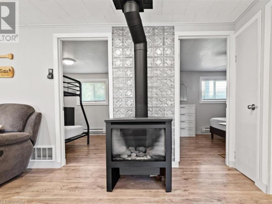 38 MACPHERSON Crescent, Kawartha Lakes