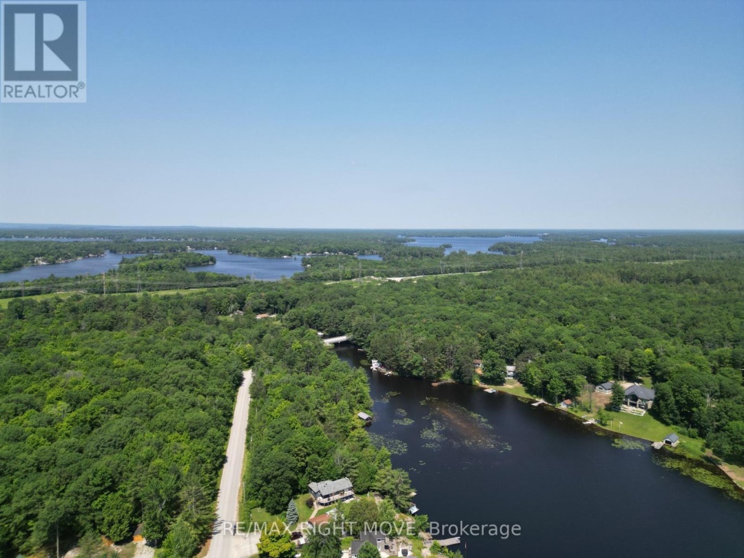 1894 HENRY'S LANDING, 