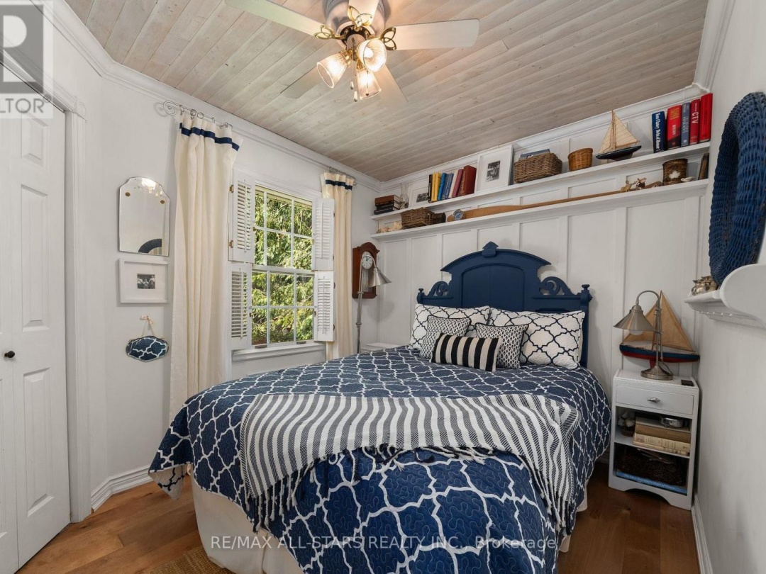 50 BAYVIEW ESTATE ROAD, 