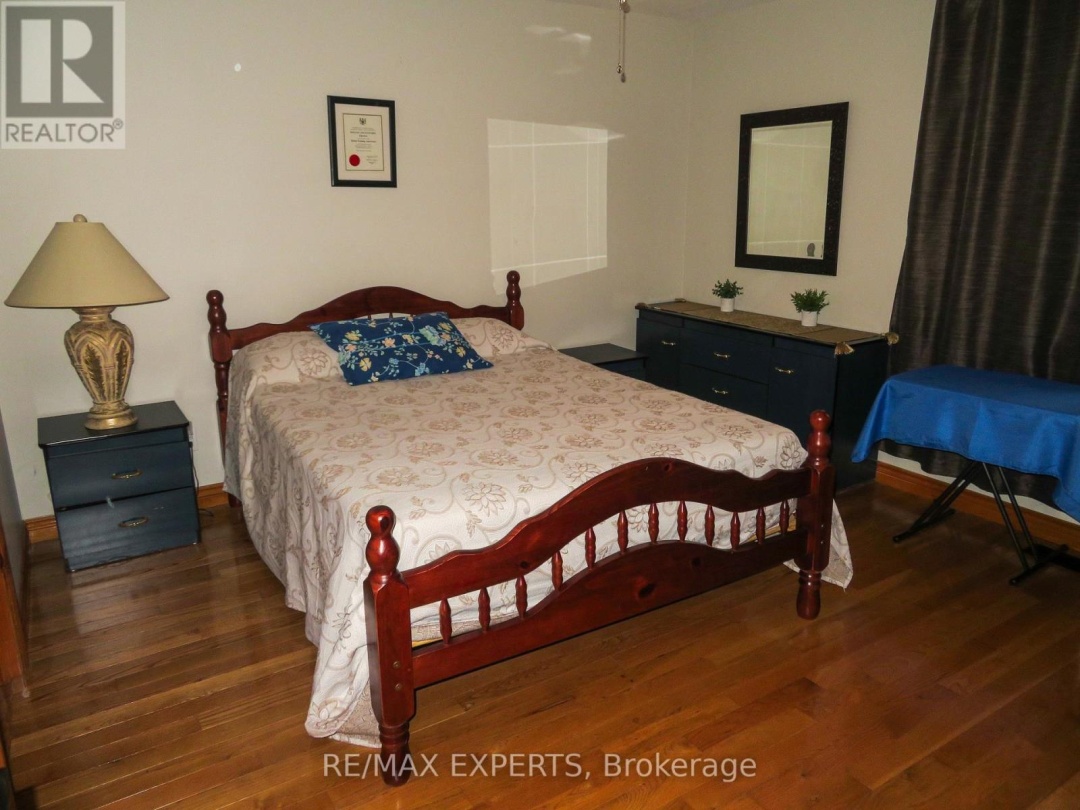 3771 HARRY'S LANE, 