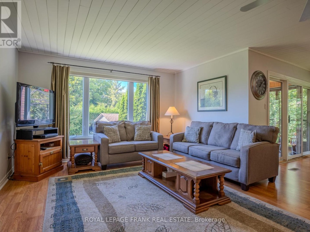 41 Pirates Glen Drive, Pigeon Lake