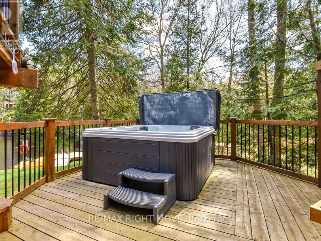 7697 WEST RIVER ROAD, Severn Lake