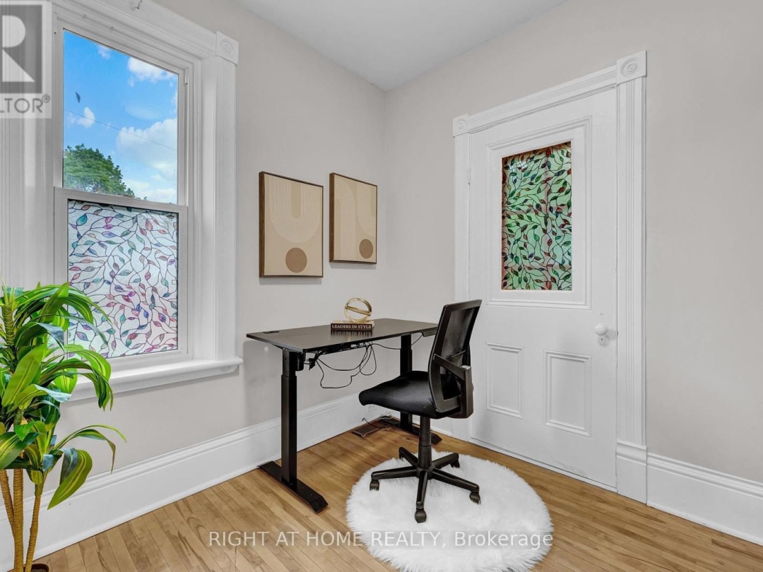 182 Nottawasaga Street, Orillia