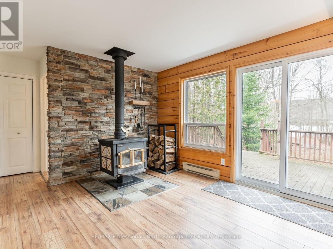 1071 Crabbe Lane, Cranberry Lake