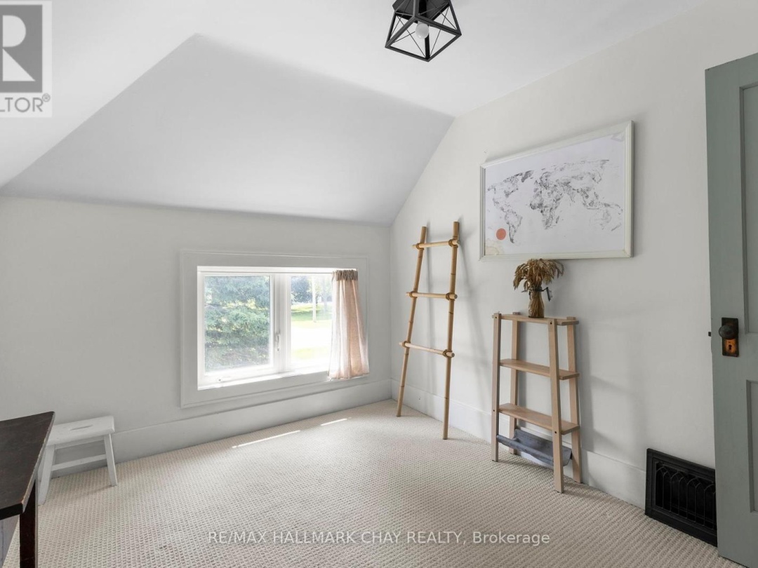 1866 WARMINSTER SIDE ROAD, 