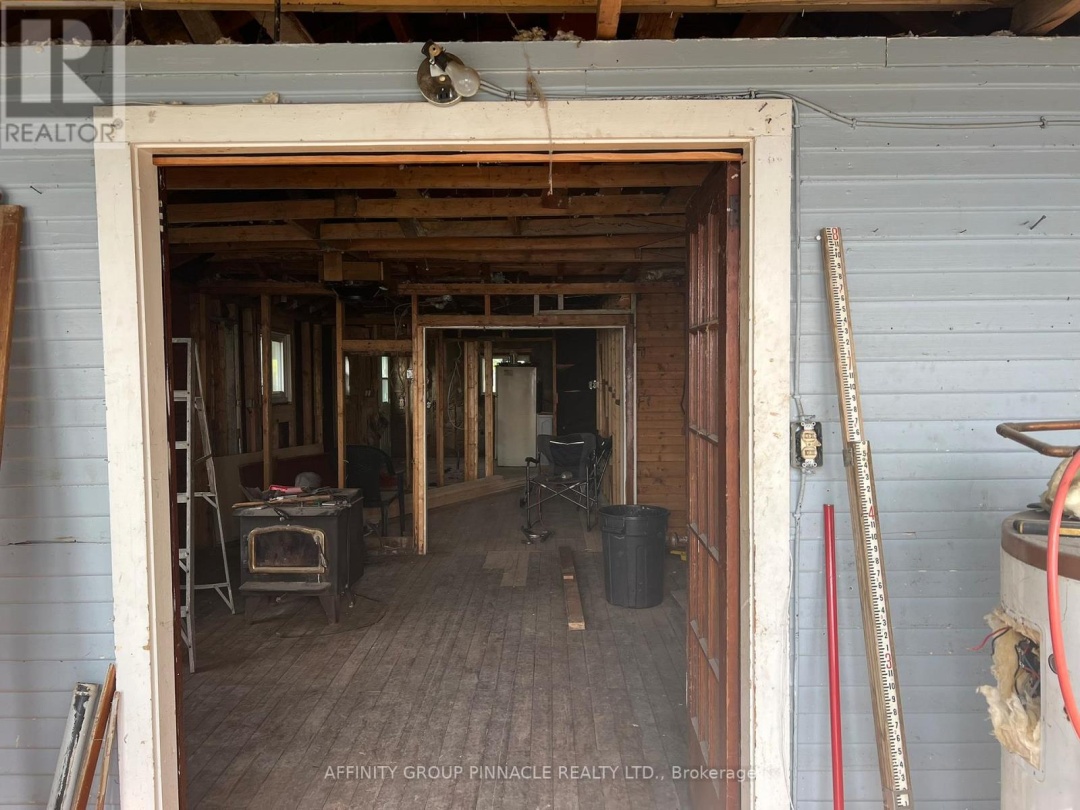 477 Long Beach Road, Sturgeon Lake
