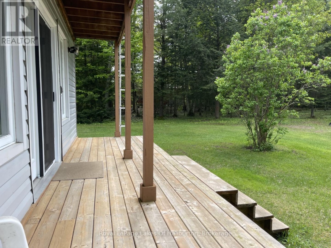 1675 BRAELOCH ROAD, Kennisis Lake
