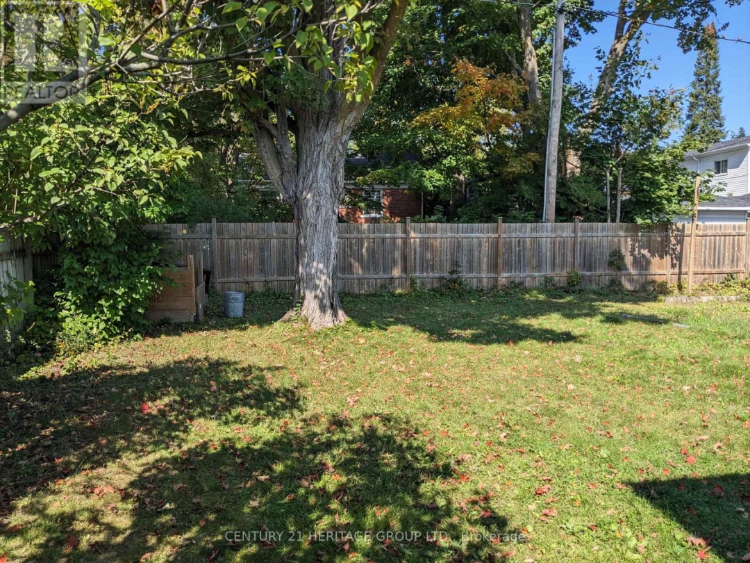35 ARGYLE AVENUE, Orillia