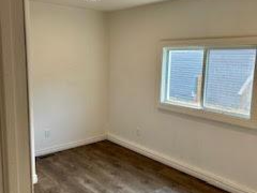 8 - 1701 HIGHWAY 11,