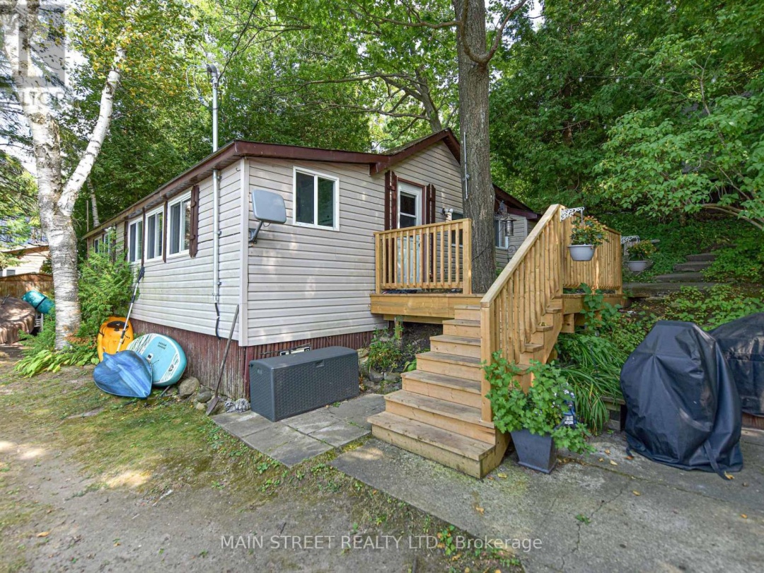 1316 Black Beach Lane, Dalrymple-south Lake