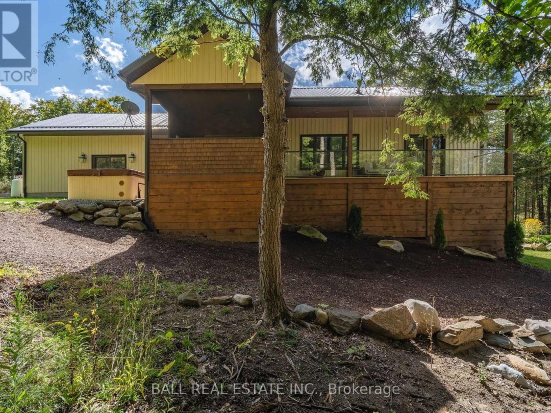 201 Northern Avenue, Trent Lakes