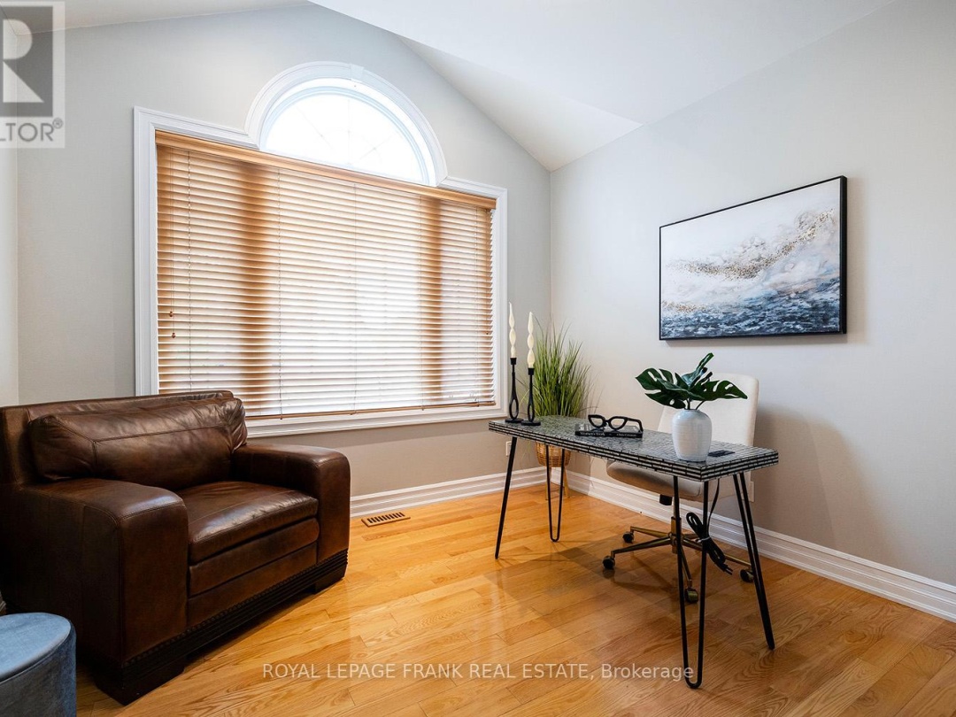 24 GILSON POINT PLACE, Lake Scugog