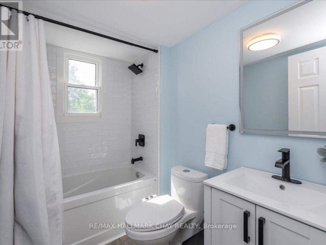 3366 MUSKOKA STREET, 