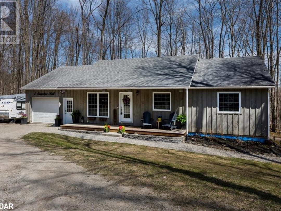 5 Snowshoe Trail, Moonstone
