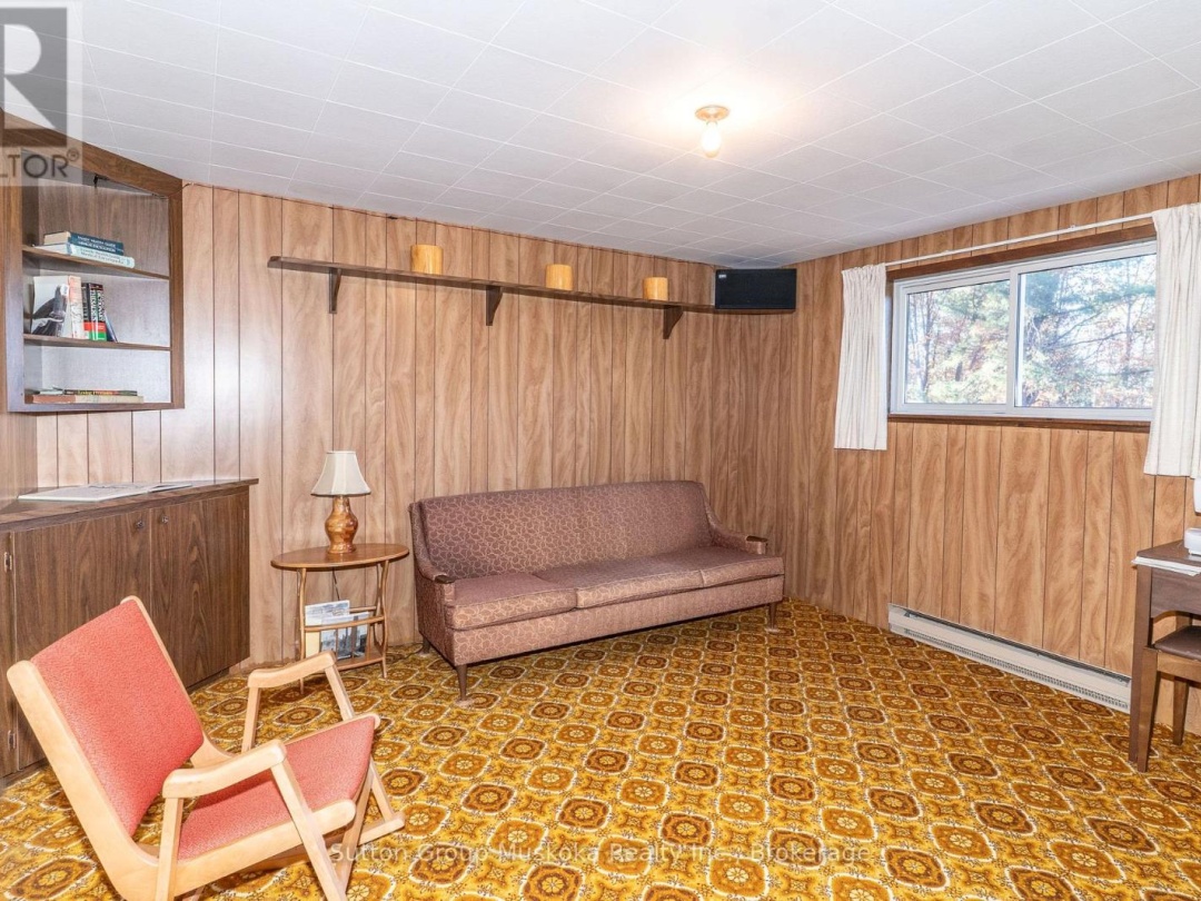 467 WEST BROWNS ROAD, 