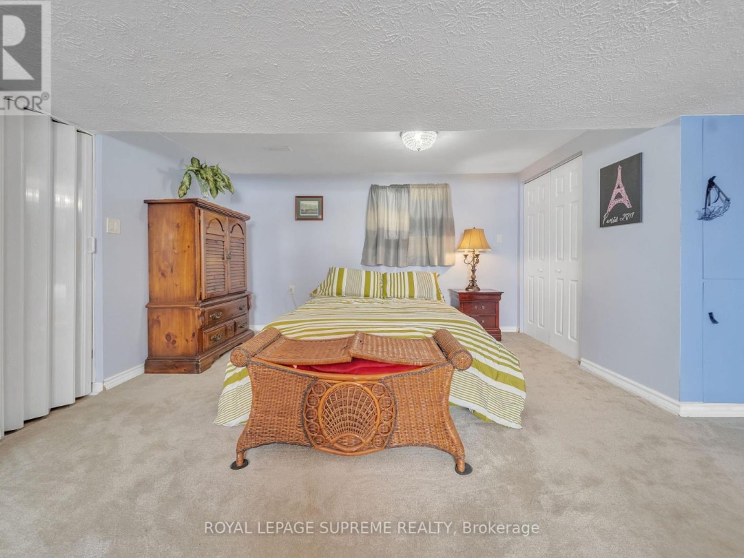 8740 12 Highway, Oro-Medonte