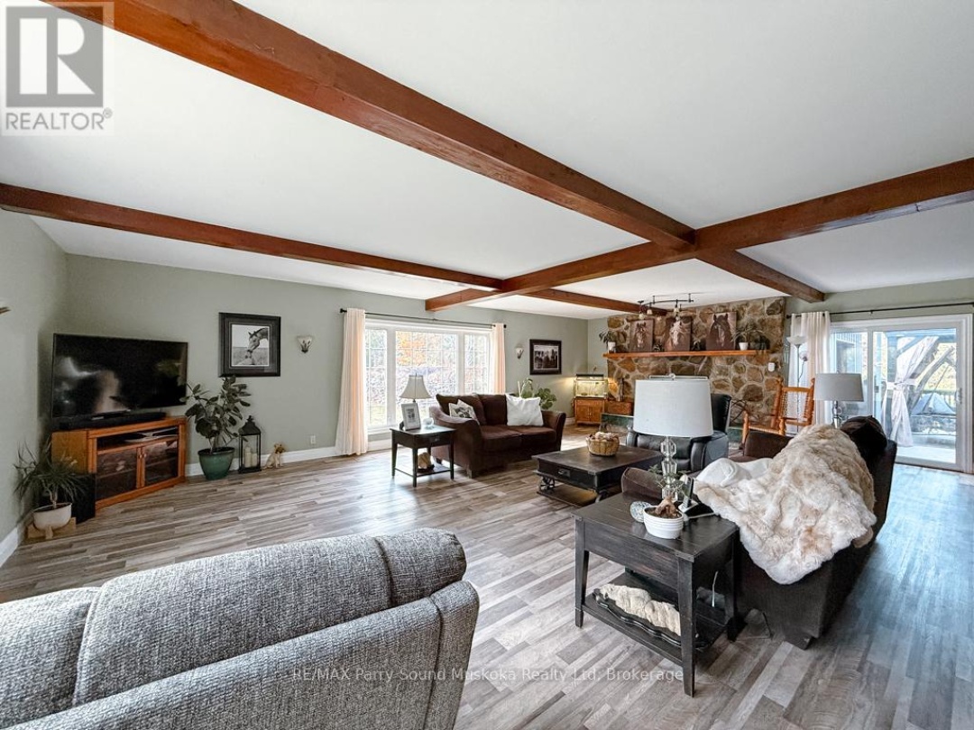 1862 DIVISION ROAD W, 