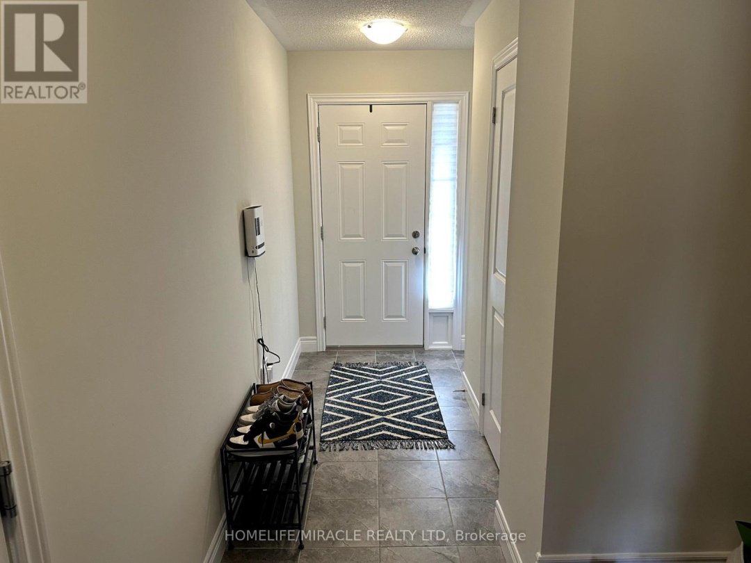 300 DAFFODIL COURT, 