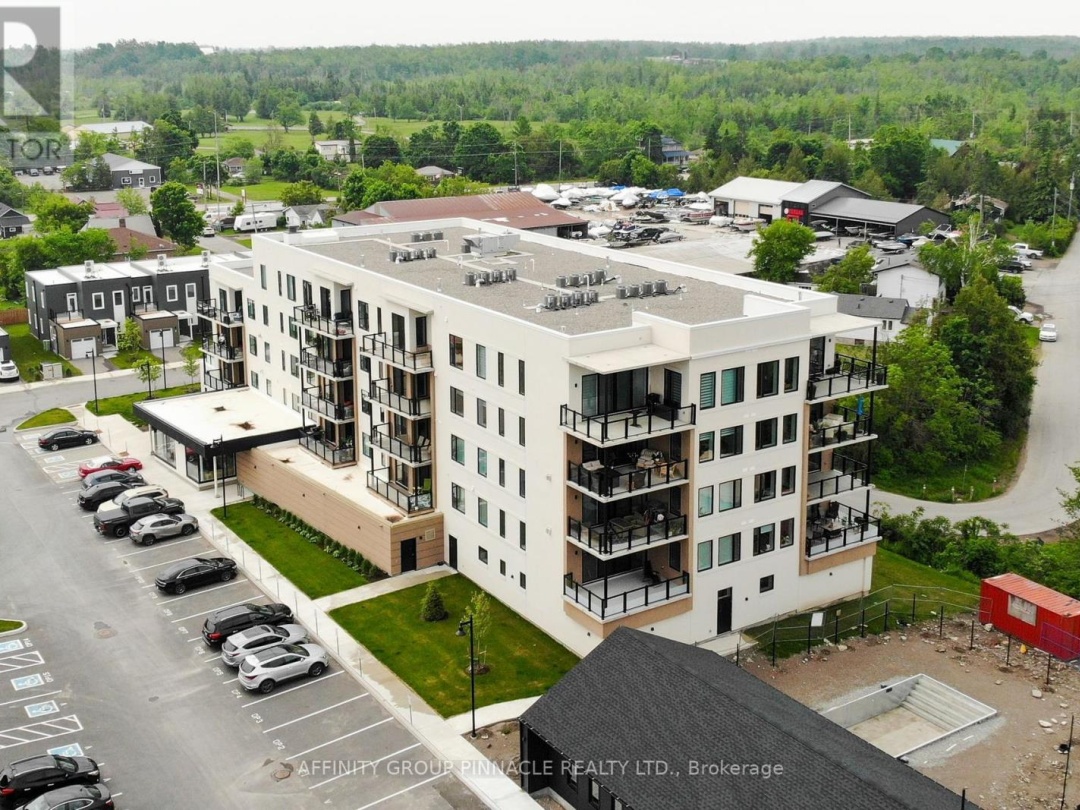 302 - 19A WEST STREET N, 