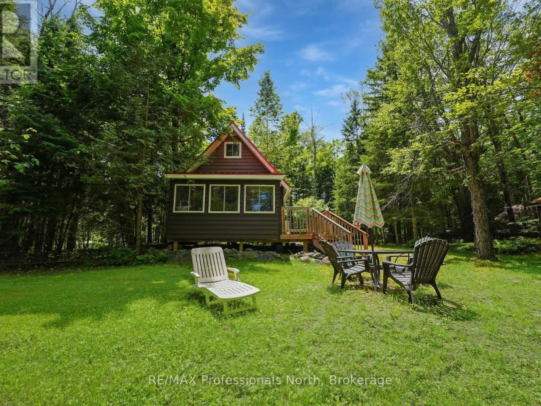 1279 ENGLISH CIRCLE, 