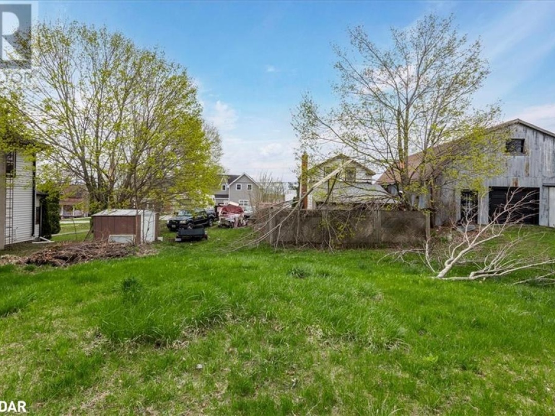 72 King Street, Kawartha Lakes