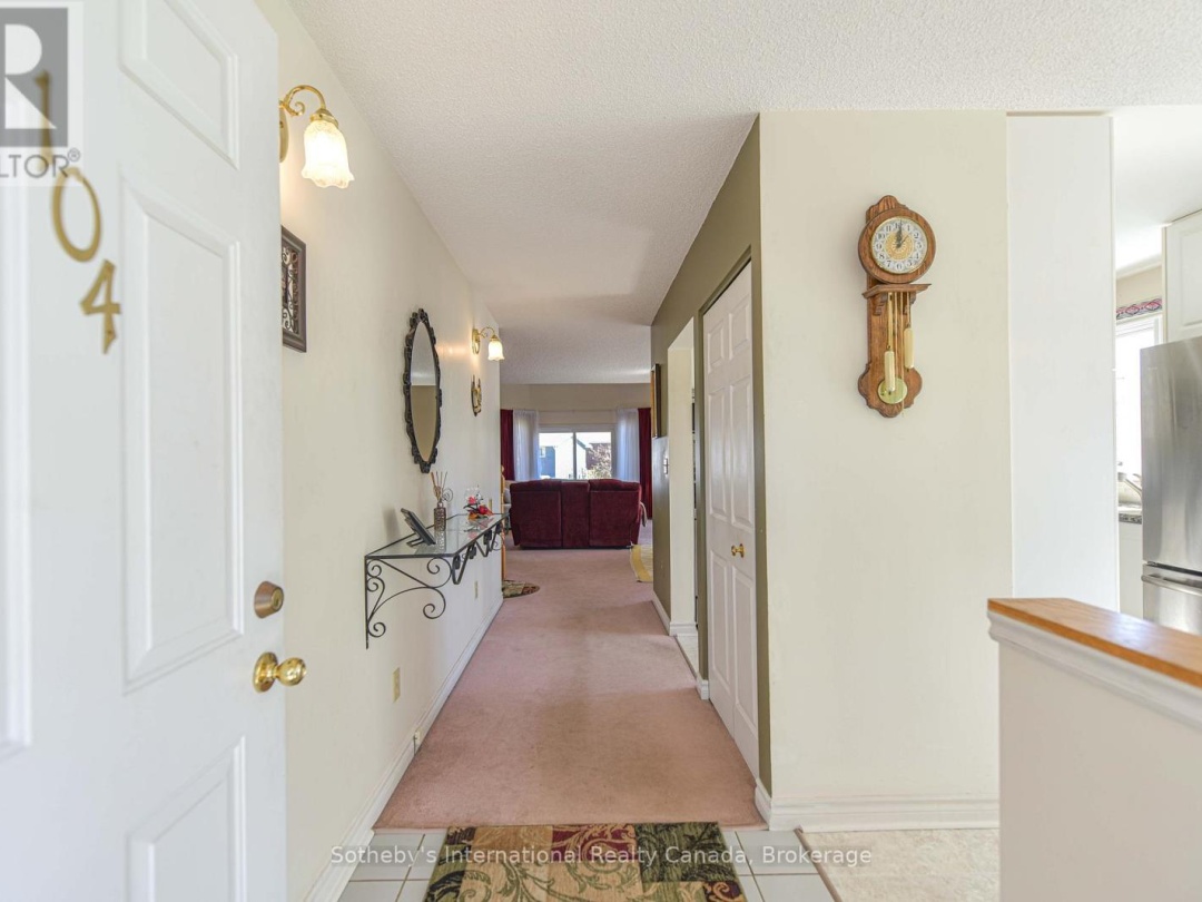 104 10 Museum Drive, Orillia