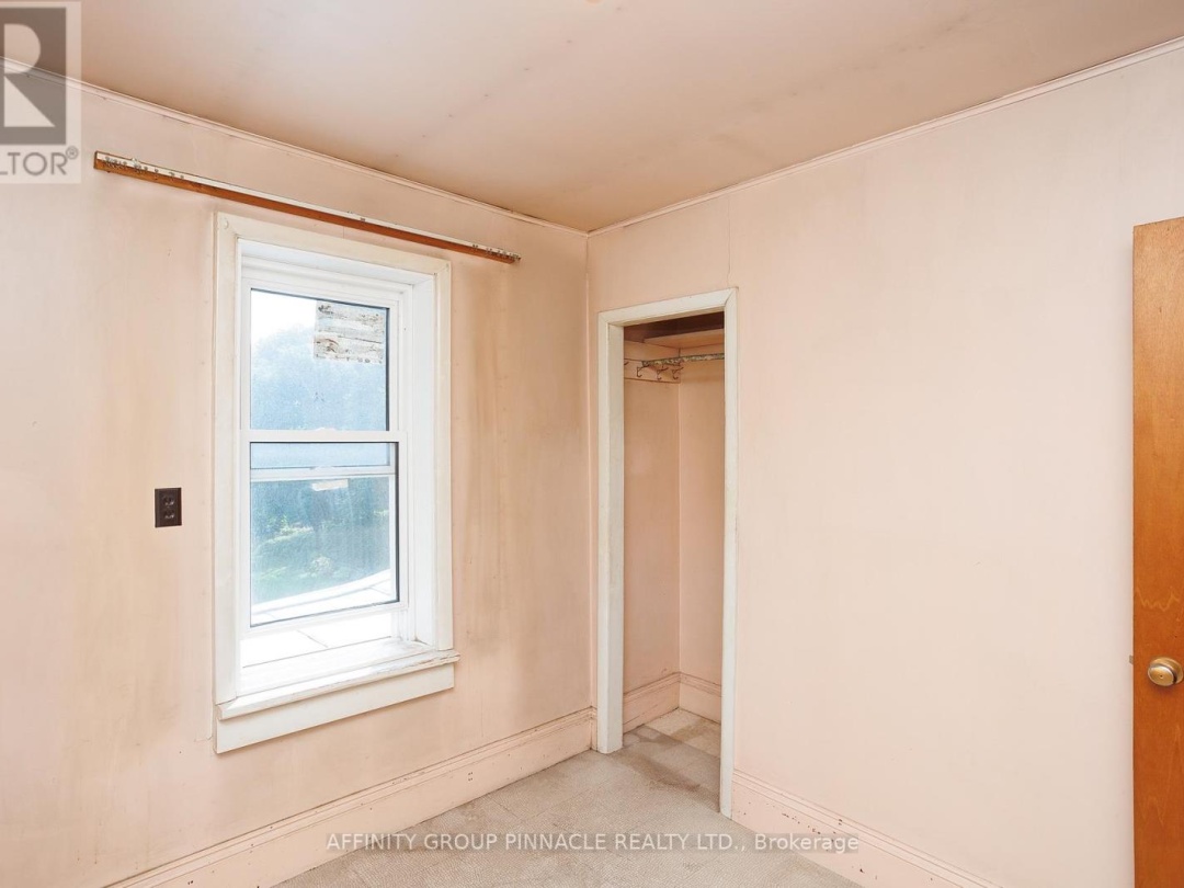 1850 VICTORIA ROAD, 