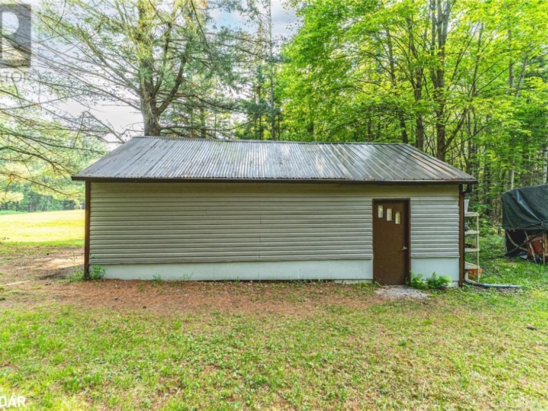 7390 SADOWA Road, 