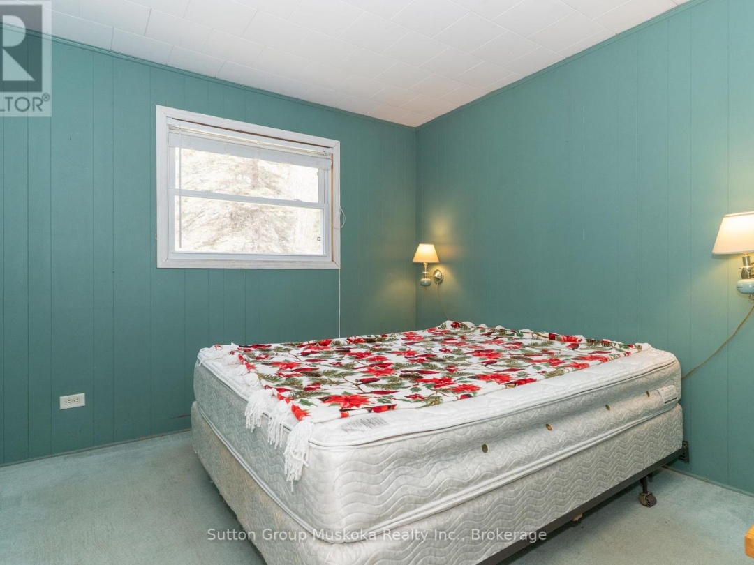15 GLEN ACRES ROAD, 