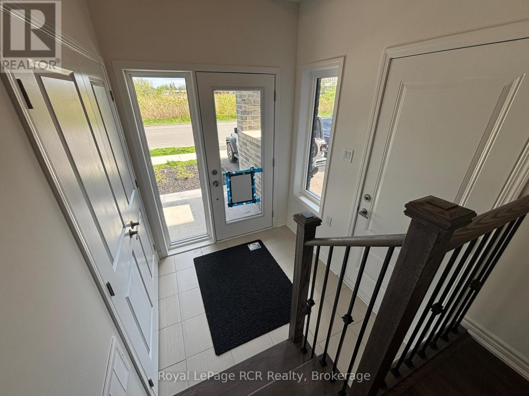 150 ELGIN STREET, Orillia