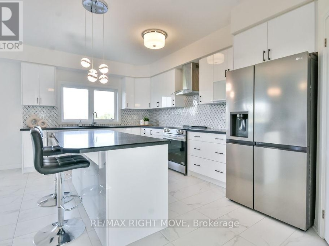 3721 QUAYSIDE DRIVE, 