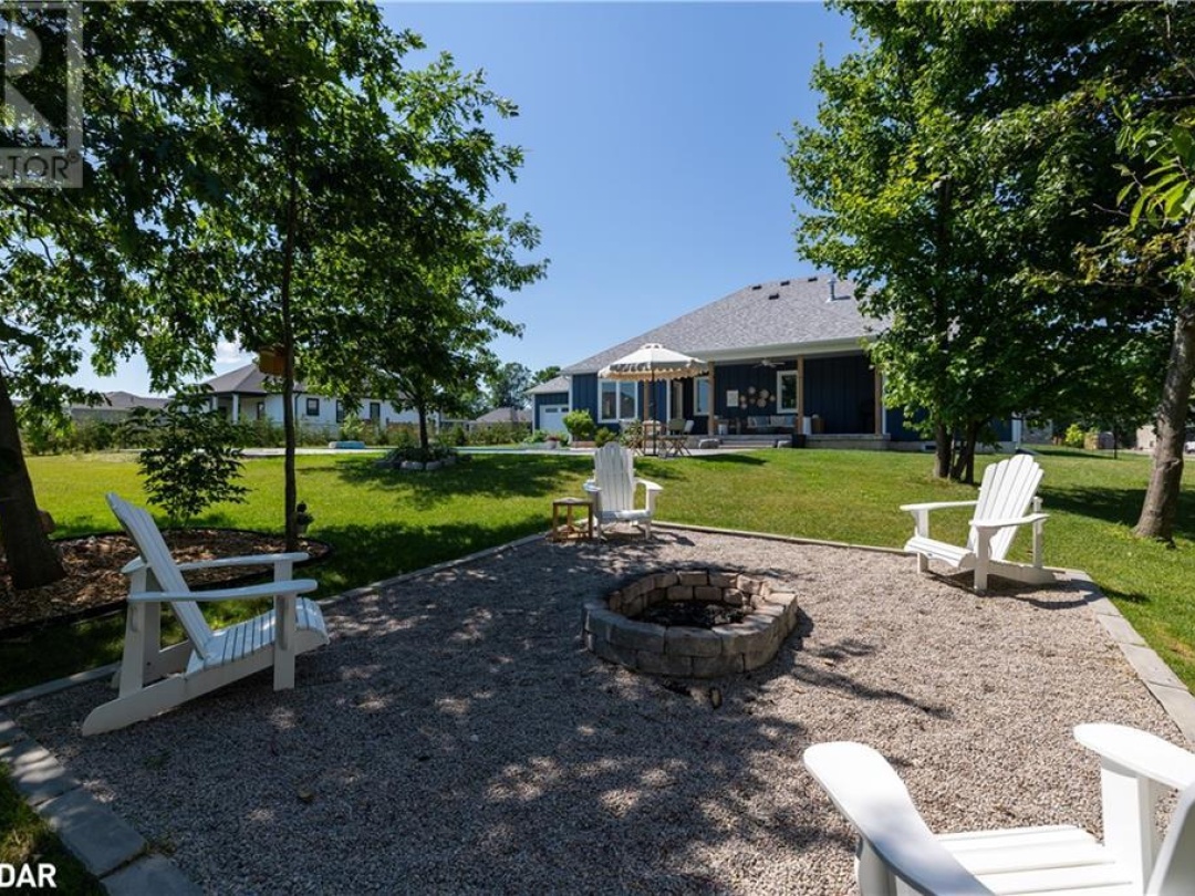 19 CHESLOCK Crescent, 