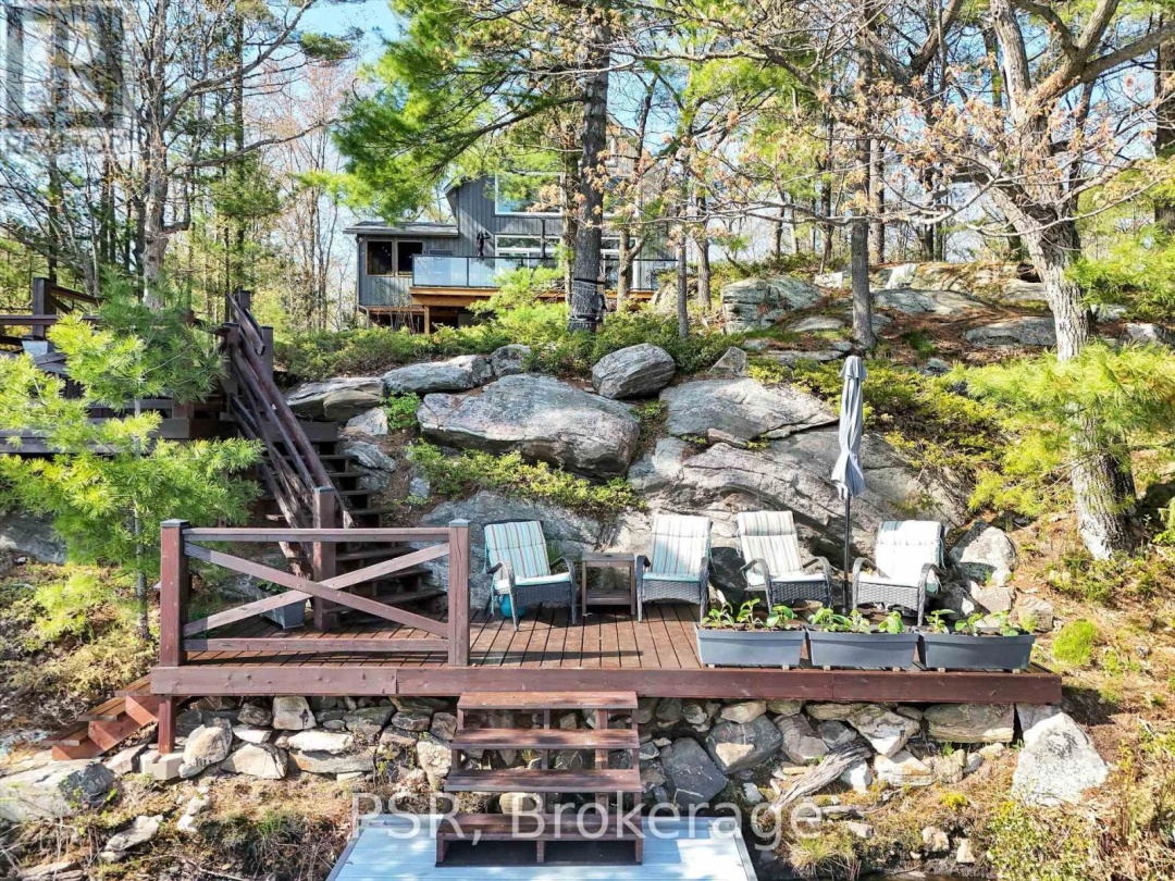 1028 Marshall Drive, Pine Lake