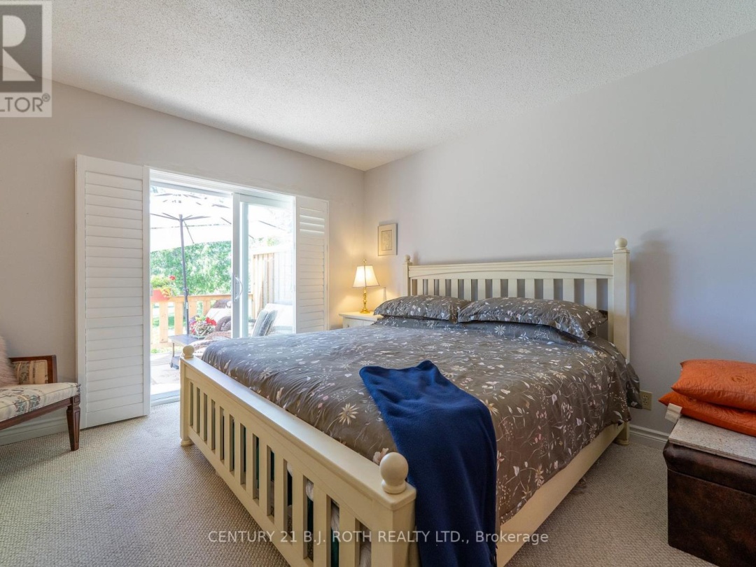 16 - 60 LAGUNA PARKWAY, 