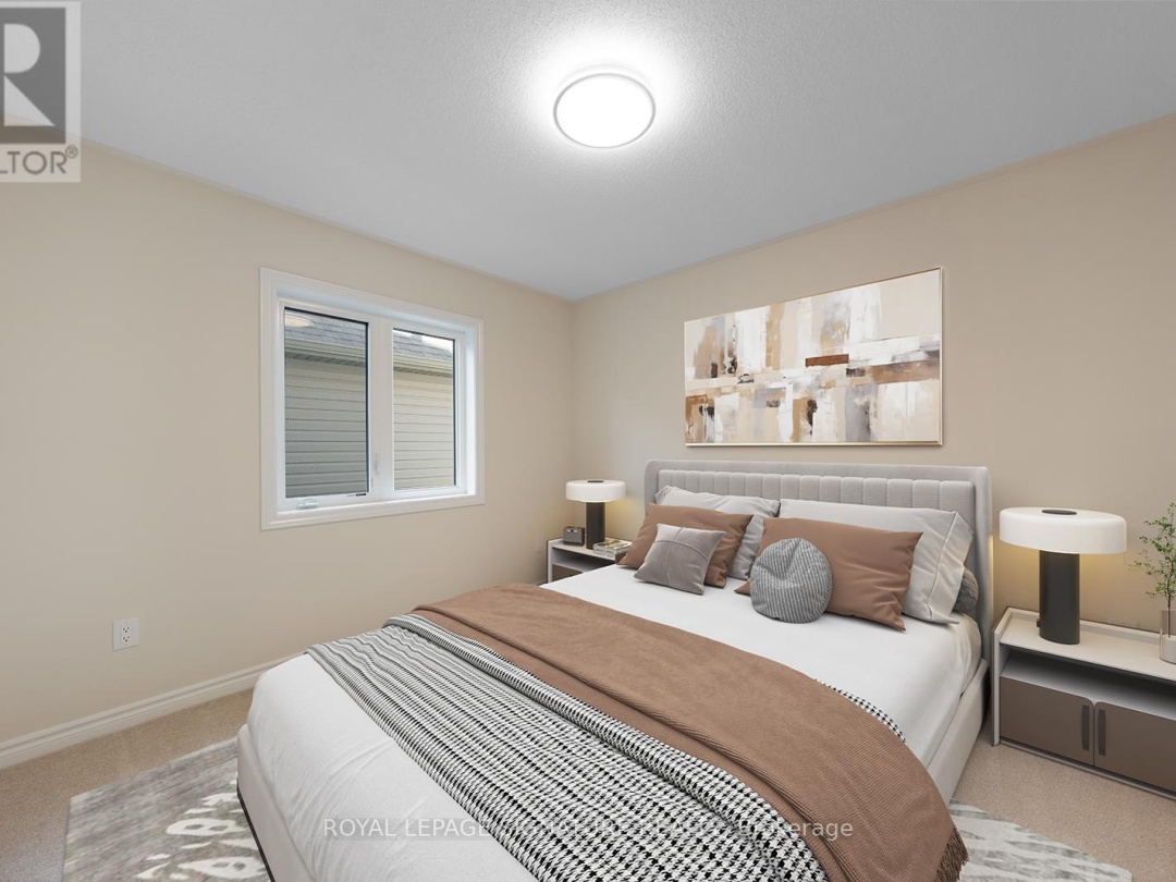 36 HILLCROFT WAY, 